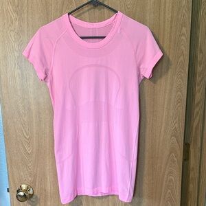 lululemon athletica Vibrant Pink Short Sleeve Tee